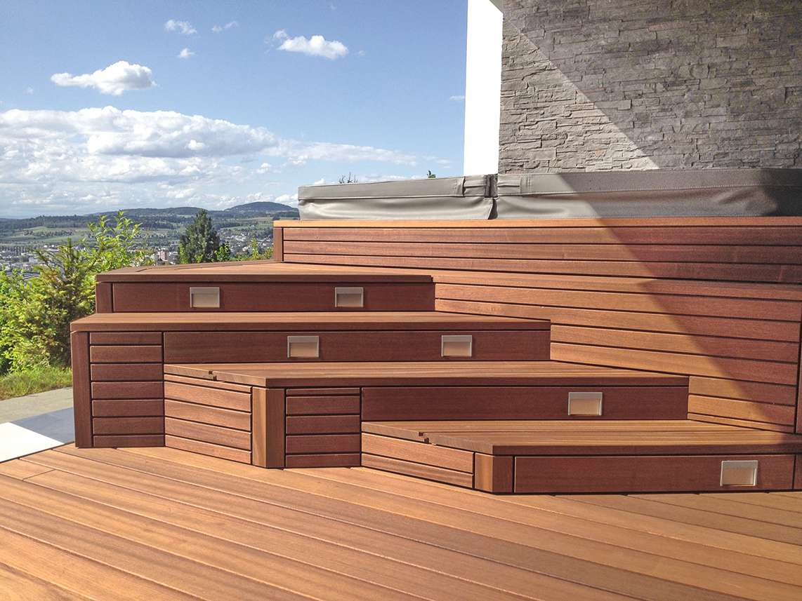 Holz für Whirlpool und Terrasse