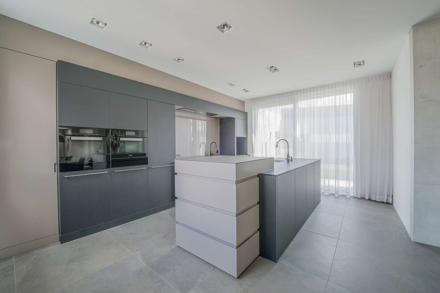 ausdrucksstarke Formen Sanfte Farbtöne