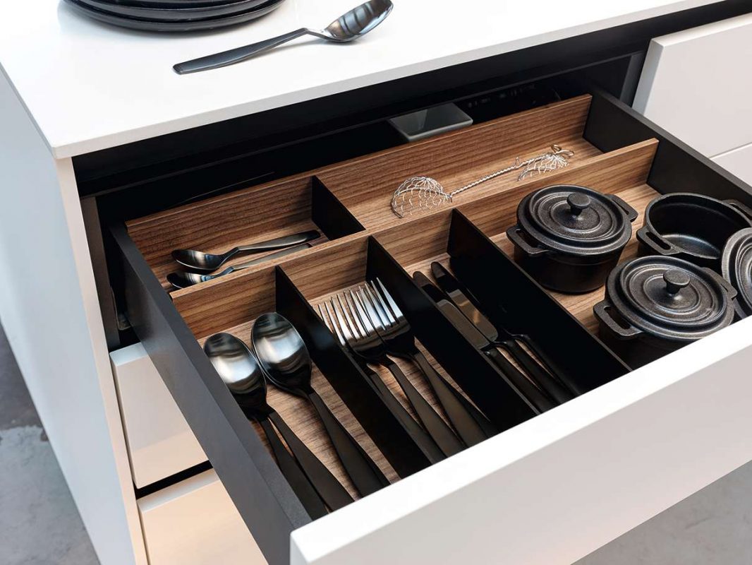 Geradlinig und kontrastreich