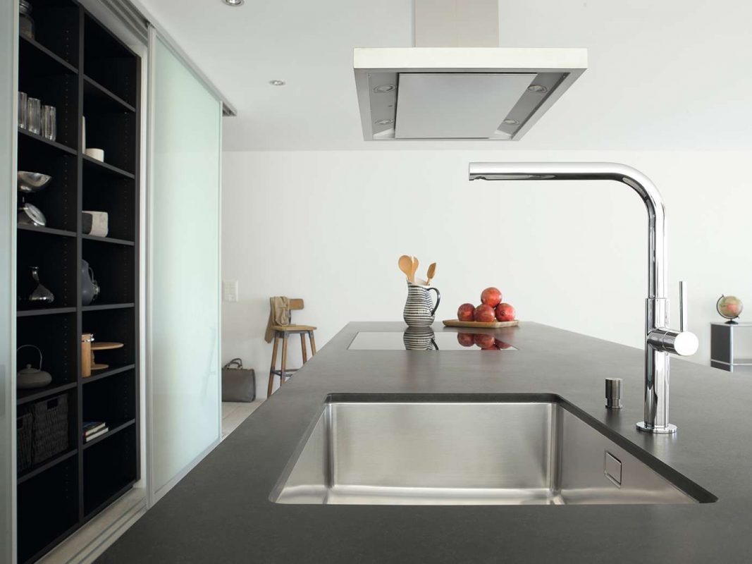 Minimalistisch mit Schlanker Silhouette