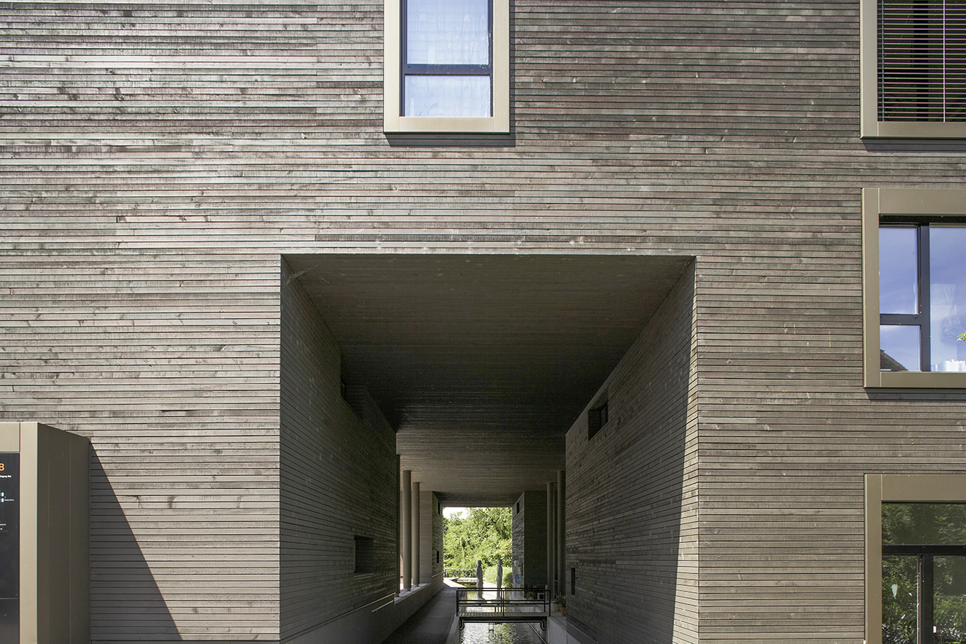 Verwitterte Holzfassaden