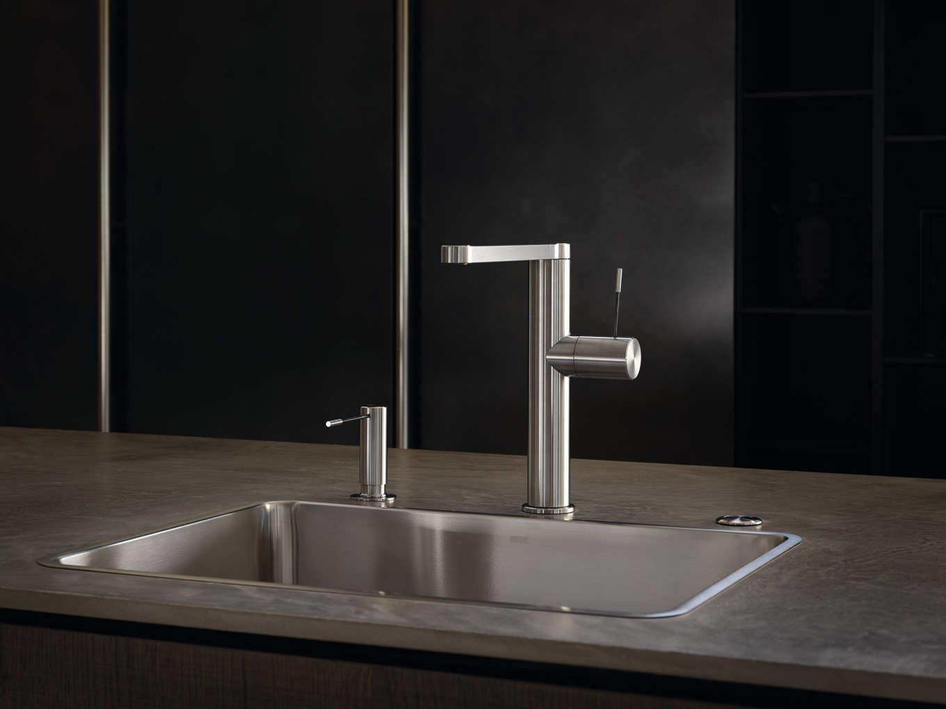 Armatur und Spüle im Duett