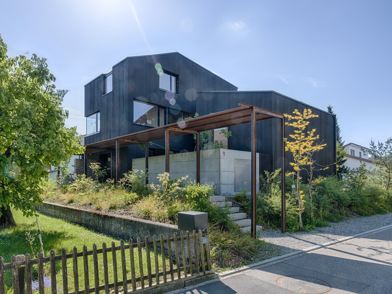 Mit Konventionen gebrochen