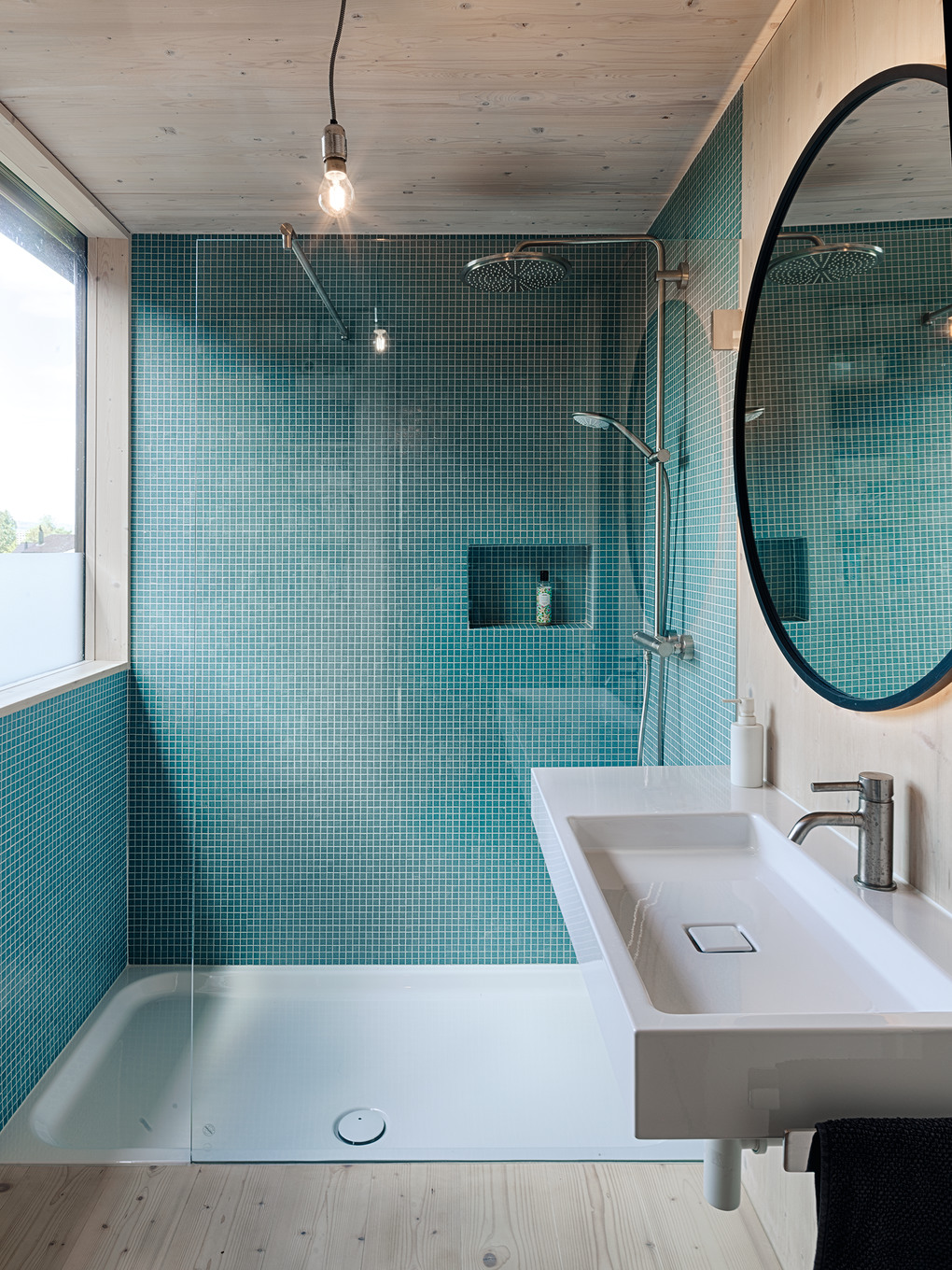 Mit Konventionen gebrochen