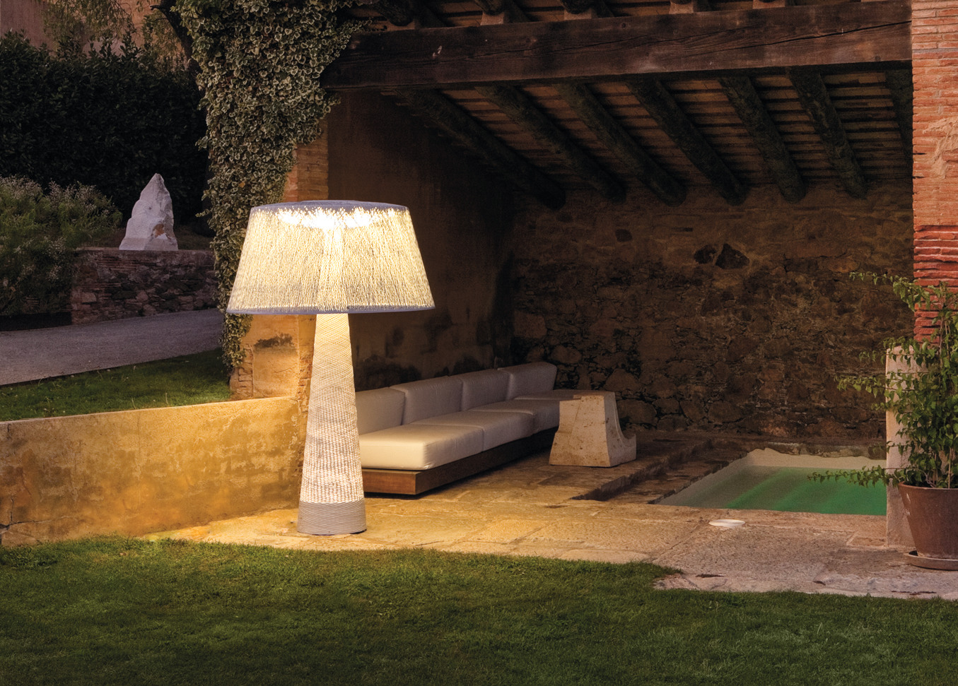 Aus Glasfaser Geflochten