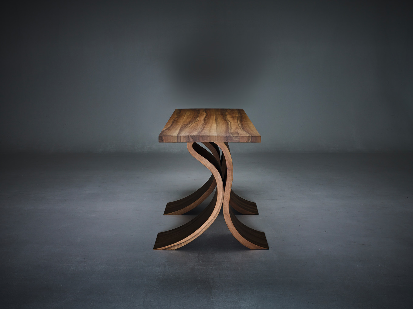 Ein Tisch von absoluter Eigenständigkeit