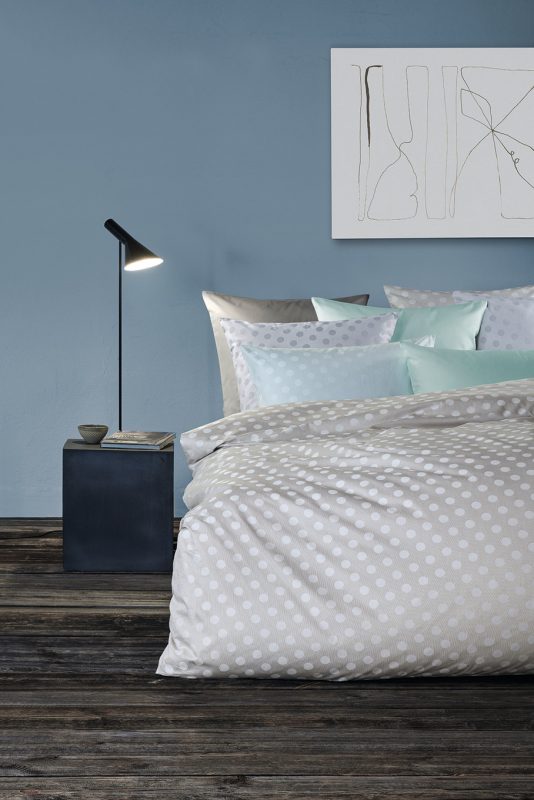 Ein Spiel aus PUnkten und Streifen