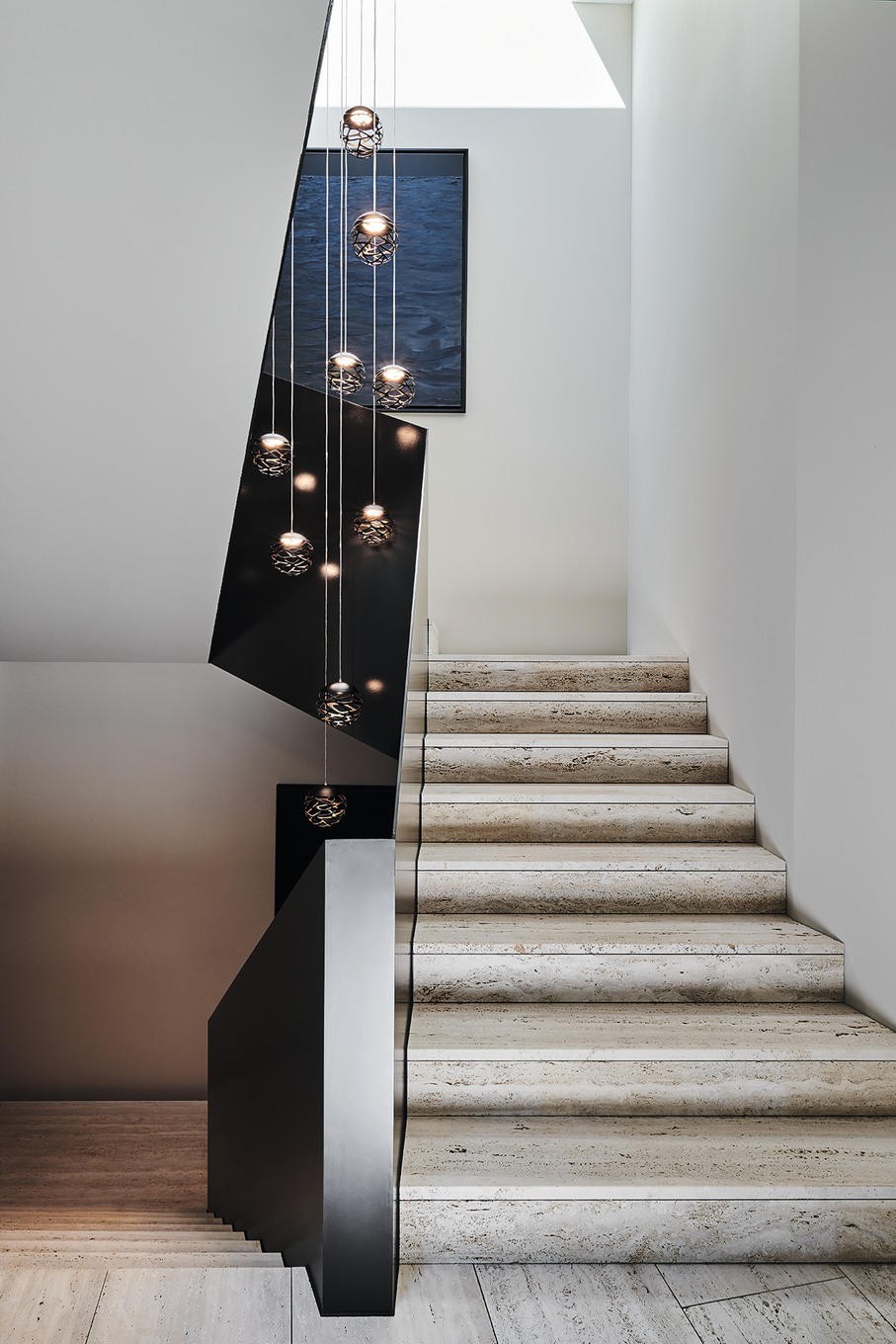 Im Schutz des Flügels