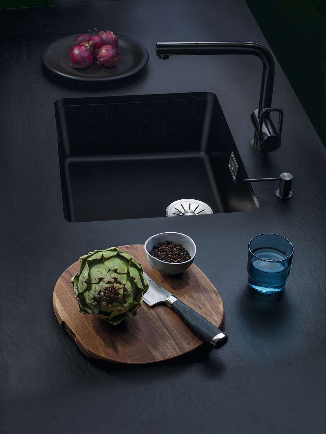 DEsign um einen Quarzkomposit ergänzt