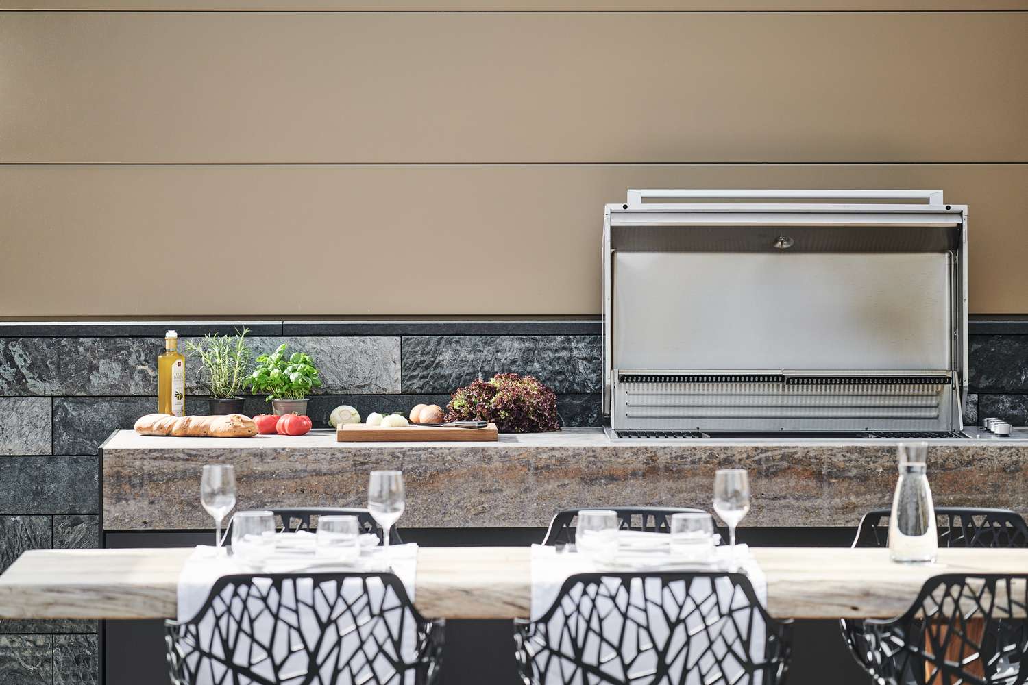 Freiluftküche am Pool