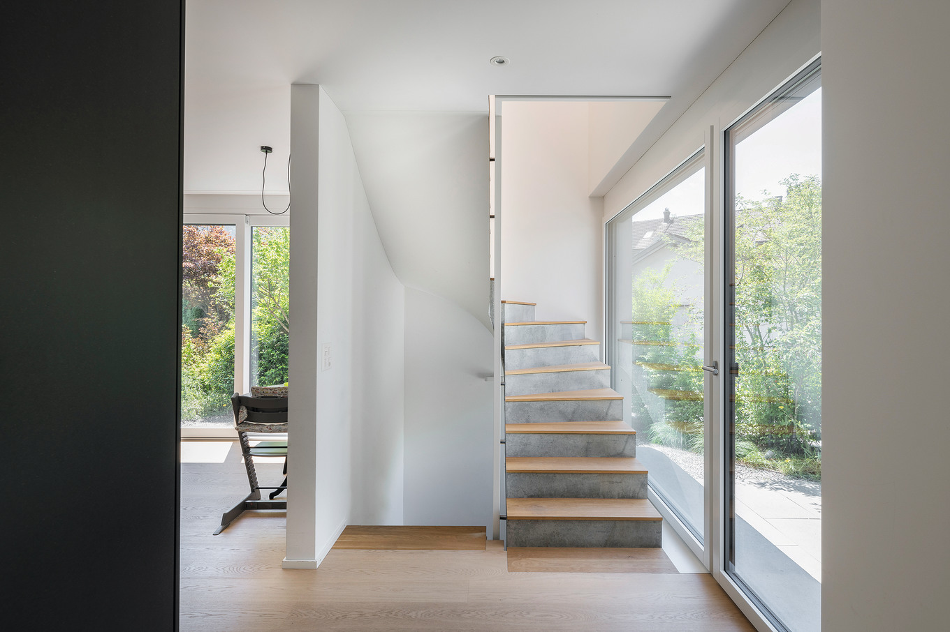 Familiennest auf Dreieckgrundstück