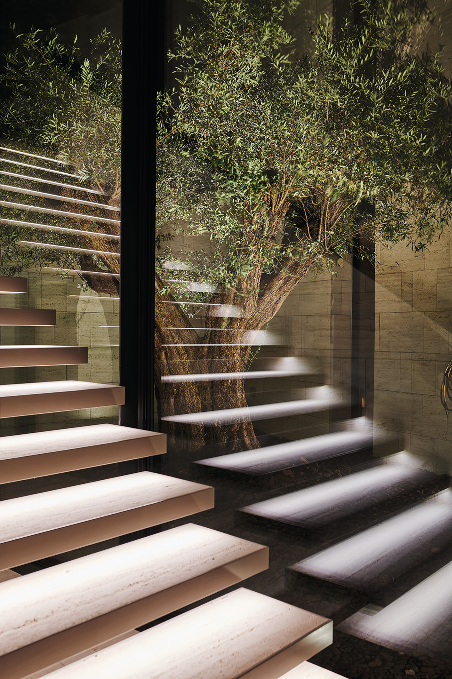 Über Stufen zum warmen Ambiente