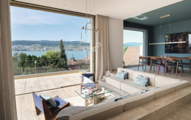 Offener Wohn- und Küchenbereich